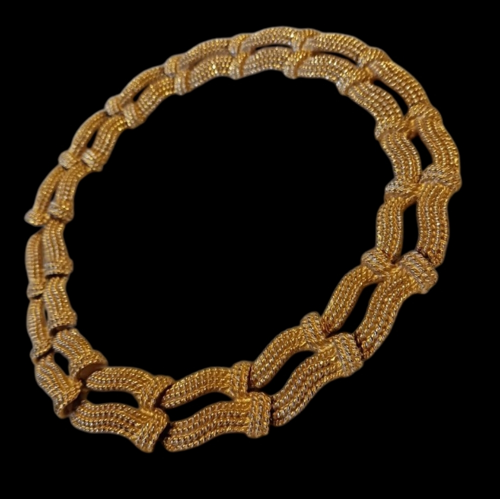 Carolee Necklace - Picture 15 of 16